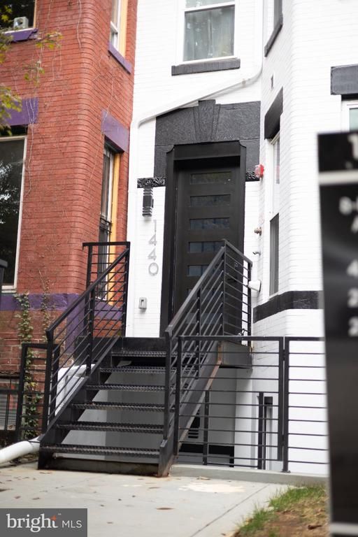 1440 NW Harvard St NW #6, Washington, DC 20009