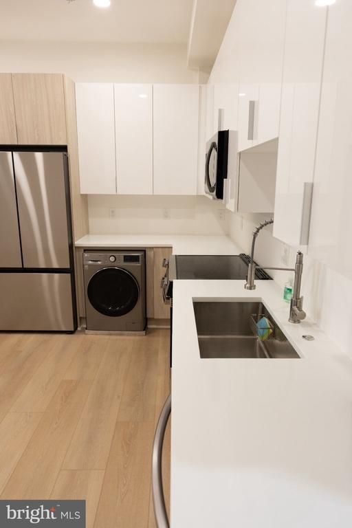 1440 NW Harvard St NW #6, Washington, DC 20009