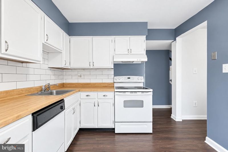 7013 Palamar TURN, Lanham, MD 20706