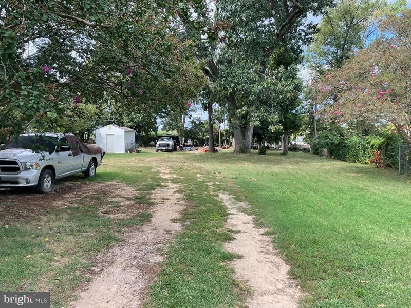 1018 Stewart Ln, Glen Burnie, MD 21060