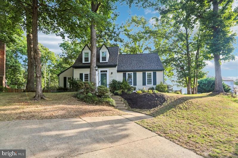 15465 Golf Club Dr, Dumfries, VA 22025