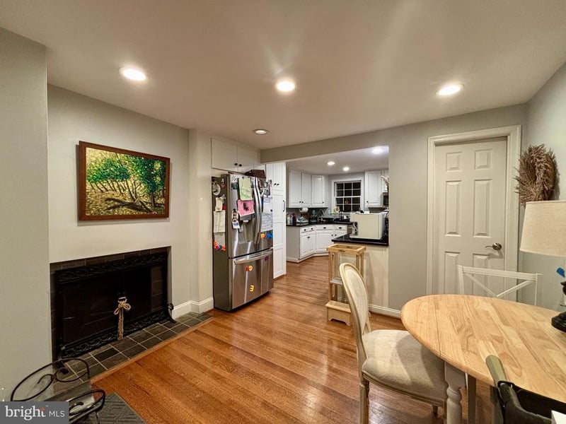 3207 Cameron Mills Rd, Alexandria, VA 22302