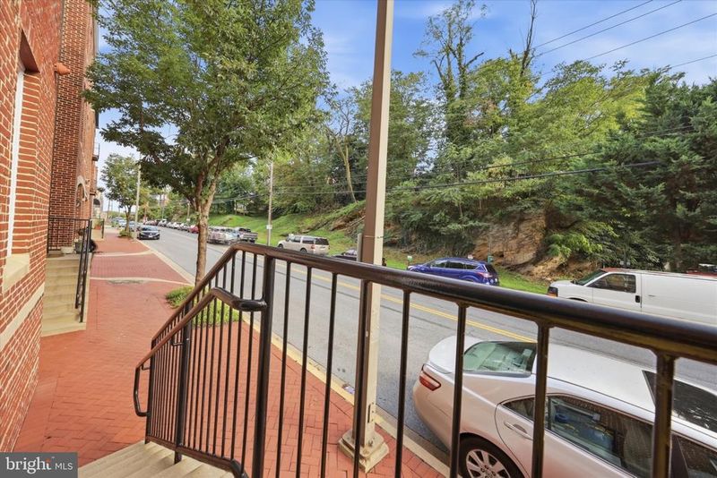 35 E All Saints St #220, Frederick, MD 21701