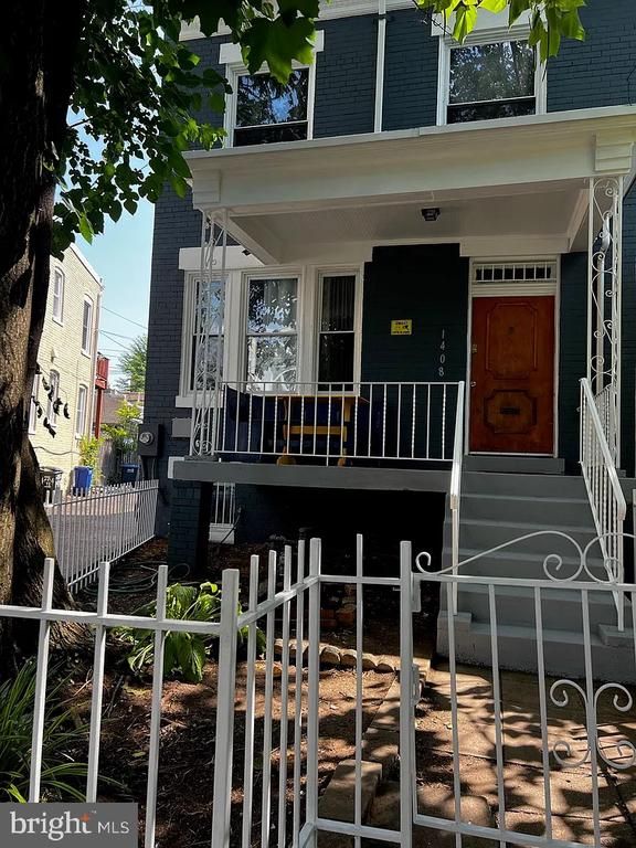 1408 Perry Pl NW, Washington, DC 20010