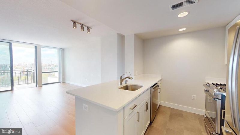 50 Florida Ave NE #823, Washington, DC 20002