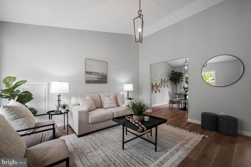 4216 Mockingbird Cir, Waldorf, MD 20603