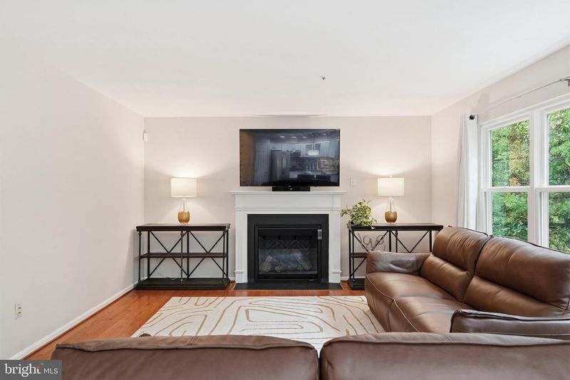 4607 Margie Ct, Lanham, MD 20706