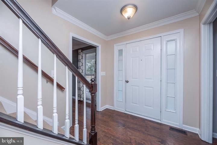 2049 Aquia Dr, Stafford, VA 22554