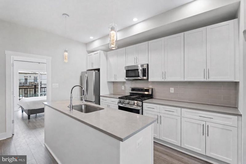 38 Randolph Pl NW #PH, Washington, DC 20001