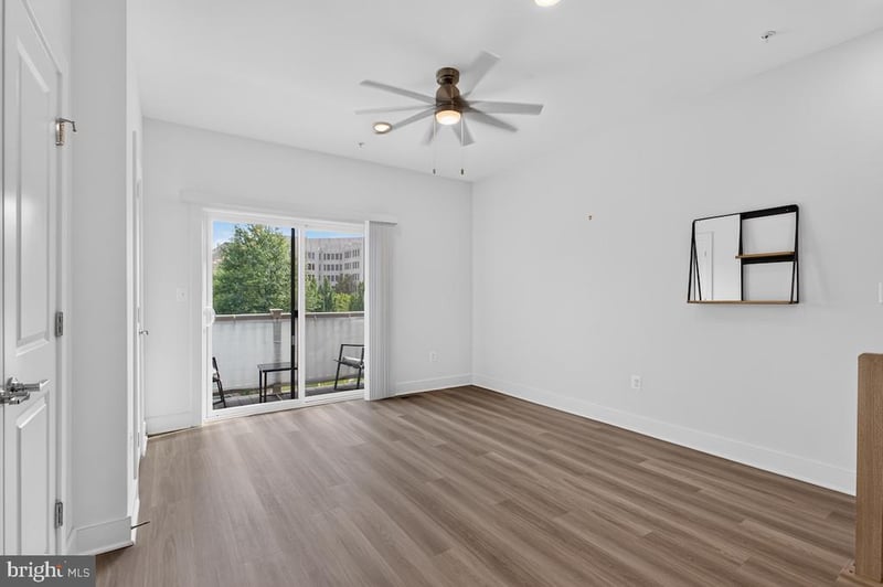 1531 Piccard Dr, Rockville, MD 20850