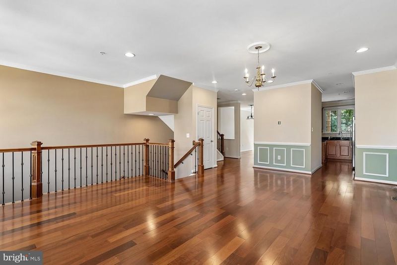 2474 Cheyenne Dr, Gambrills, MD 21054