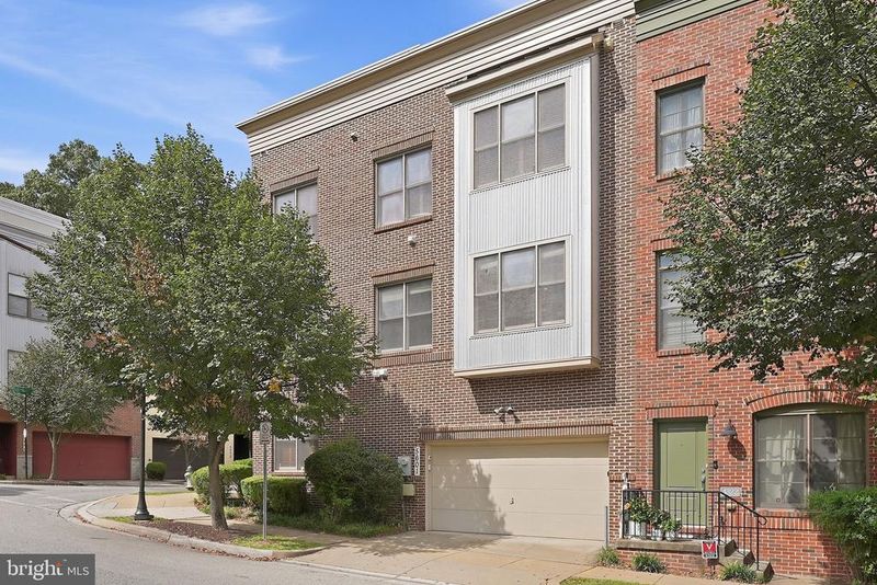 5601 Lustine St, Hyattsville, MD 20781