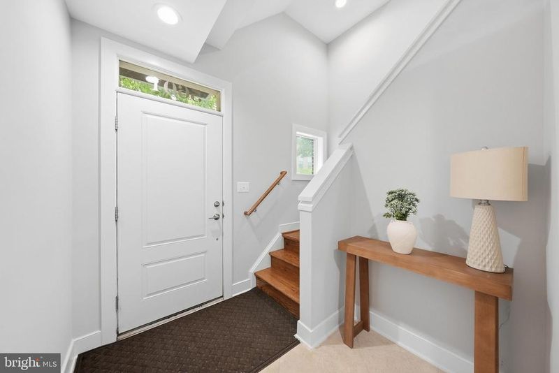 5601 Lustine St, Hyattsville, MD 20781