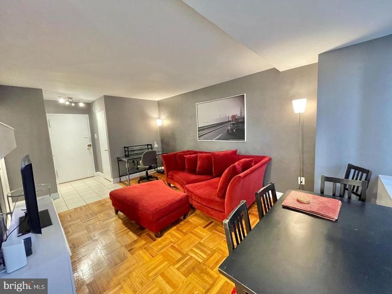 1021 Arlington Blvd #417, Arlington, VA 22209