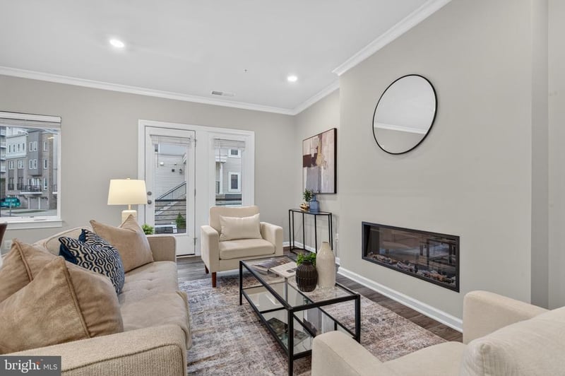 1364 Rail Stop Dr, Woodbridge, VA 22191