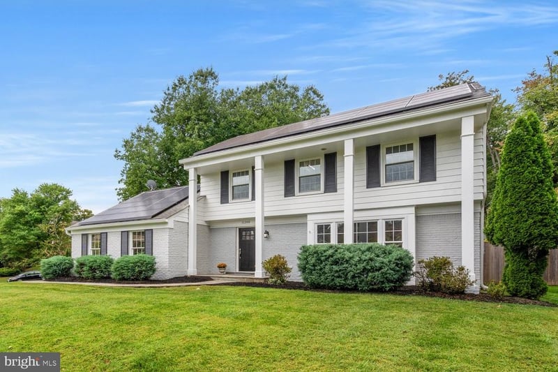 11200 Hunt Club Dr, Potomac, MD 20854
