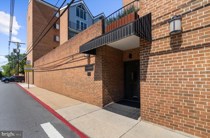 312 Severn #W308, Annapolis, MD 21403