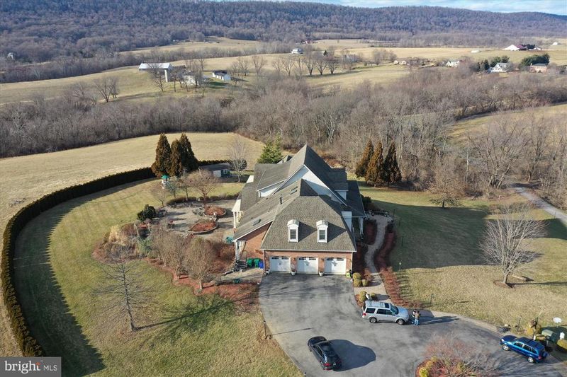 555 E Mountain Rd, Knoxville, MD 21758