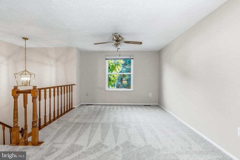 1807 Rustic Hill Ct, Frederick, MD 21702