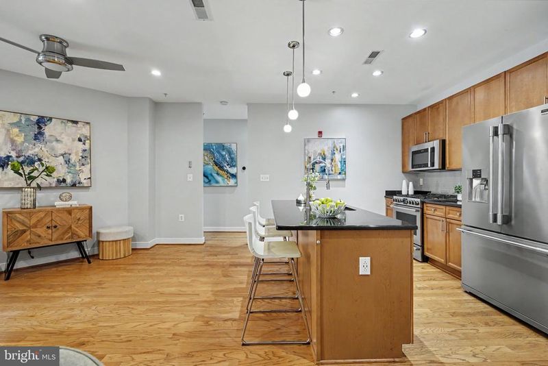 181 E Reed Ave #109, Alexandria, VA 22305