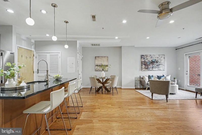 181 E Reed Ave #109, Alexandria, VA 22305