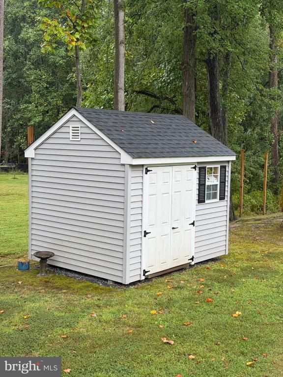 1857 Cedar Dr, Severn, MD 21144