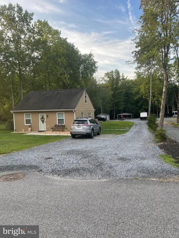 1857 Cedar Dr, Severn, MD 21144