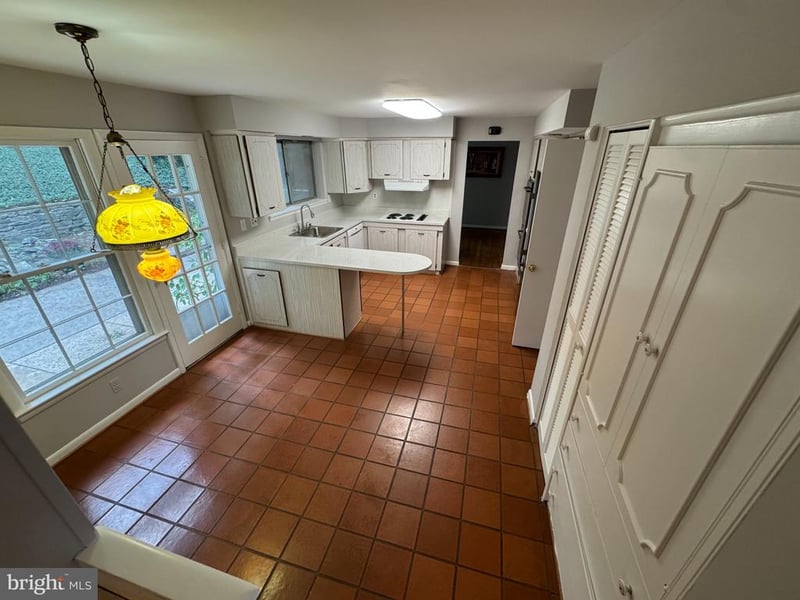 900 Lamberton Dr, Silver Spring, MD 20902