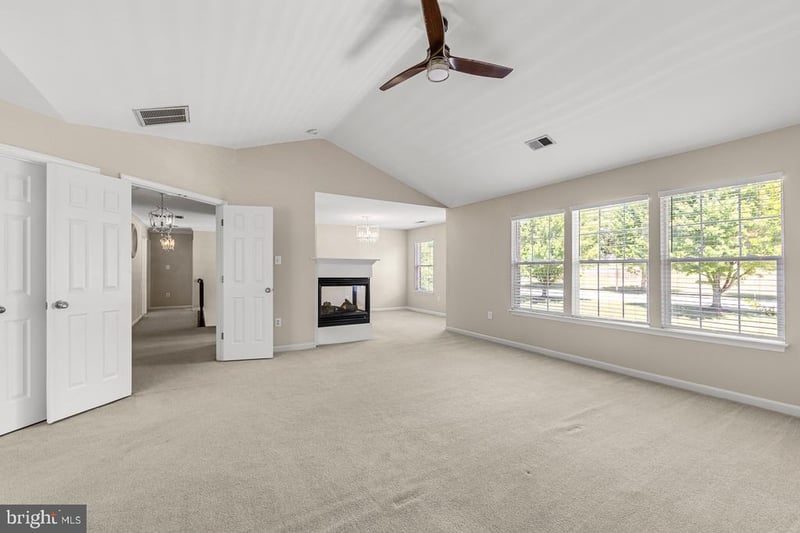 9201 Golf Ct, Manassas Park, VA 20111