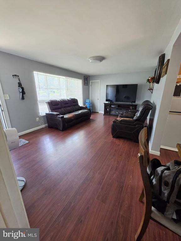 7903 Legation Rd, Hyattsville, MD 20784