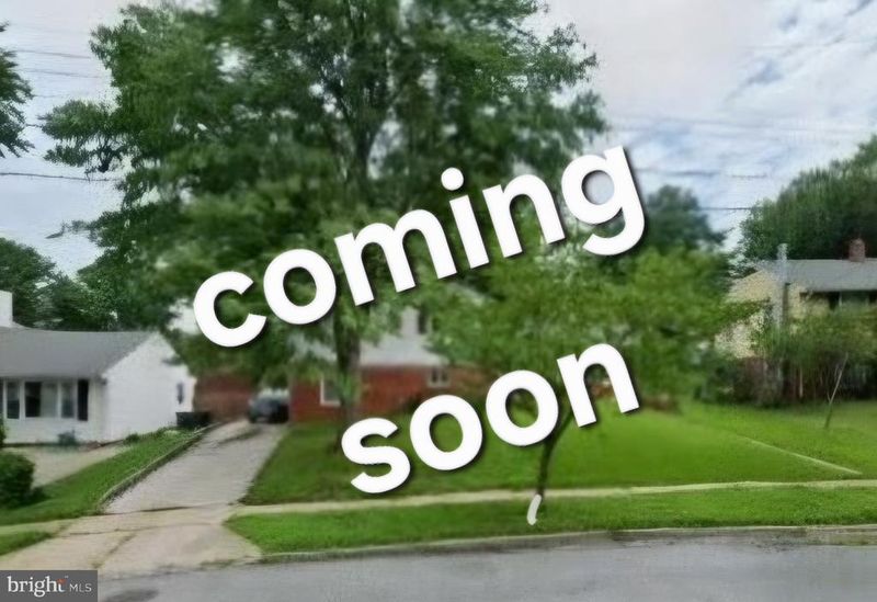 7502 Topton St, New Carrollton, MD 20784