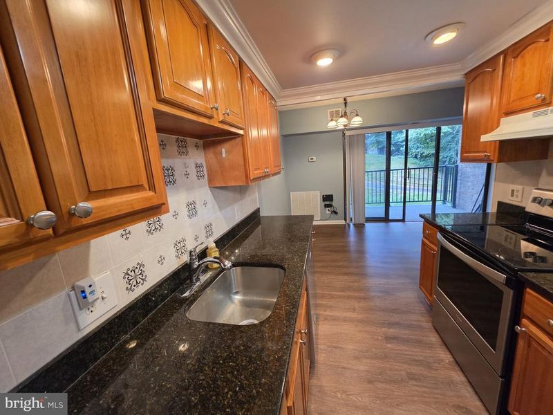 11641 Stoneview #12C, Reston, VA 20191