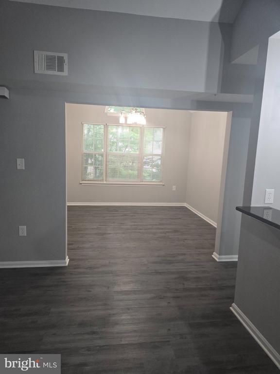 9605 Lake Pointe Ct #303, Upper Marlboro, MD 20774