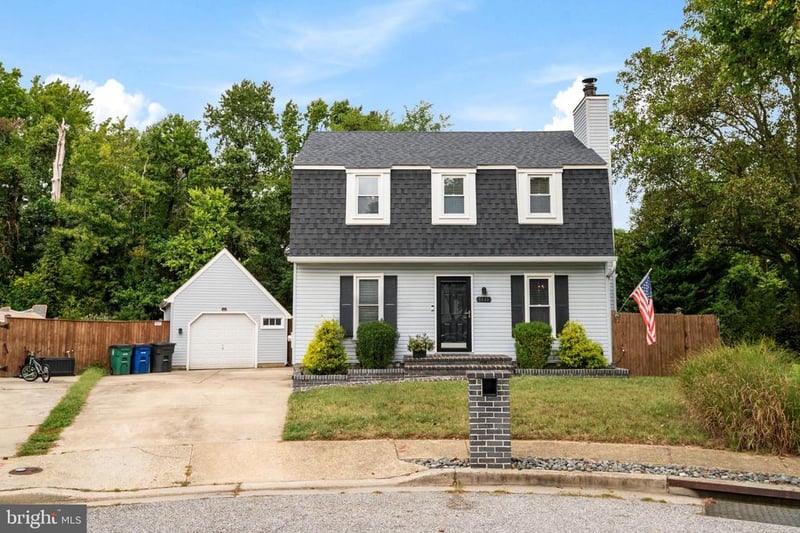1033 Hyde Park Dr, Annapolis, MD 21403
