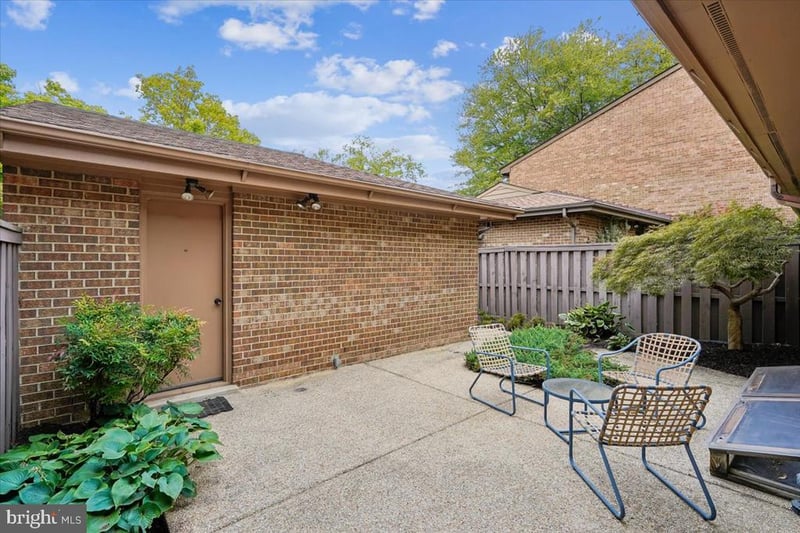 5251 Strathmore Ave, Kensington, MD 20895