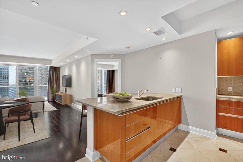 1881 N Nash St #1605, Arlington, VA 22209