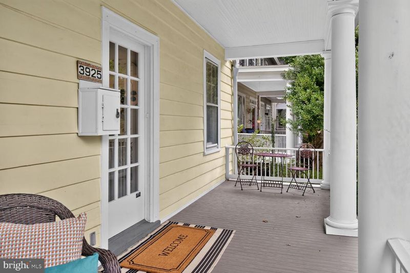 3925 Mckinley St NW, Washington, DC 20015