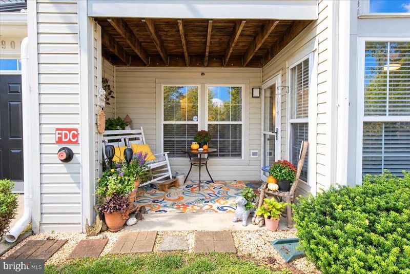 25909 Ridge Manor Dr #9000-D, Damascus, MD 20872