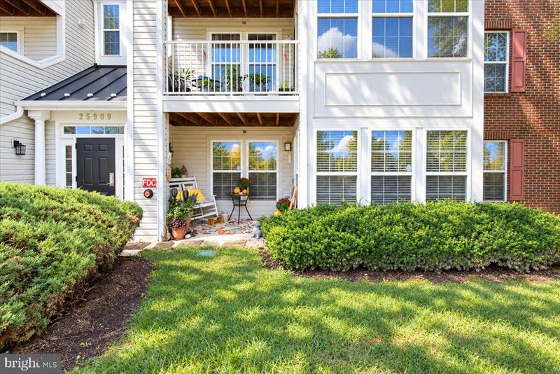 25909 Ridge Manor Dr #9000-D, Damascus, MD 20872