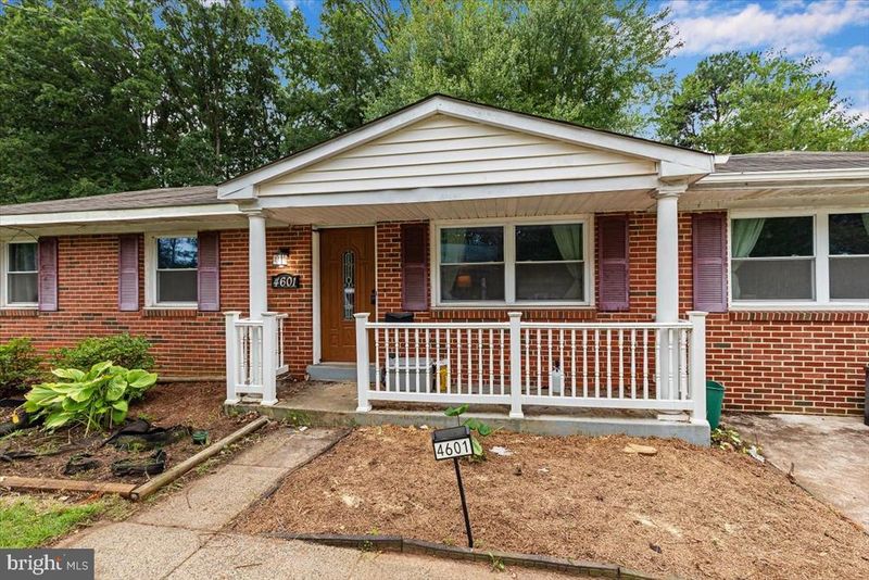 4601 Eastlawn Ave, Woodbridge, VA 22193