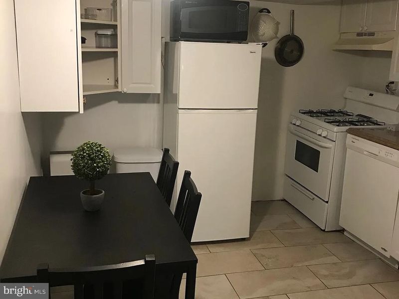 520 Kenyon St NW, Washington, DC 20010
