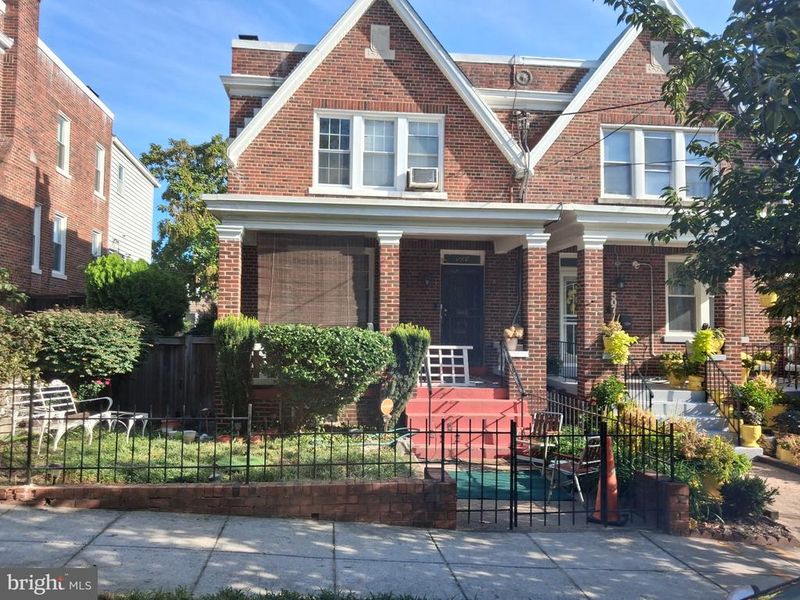 509 Oglethorpe St NW, Washington, DC 20011