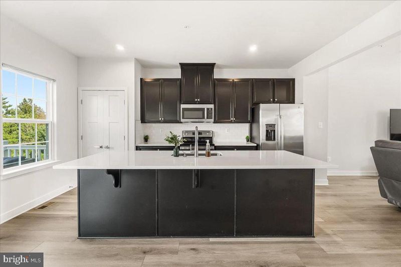 1403 Wilmer Park Ln, Frederick, MD 21703