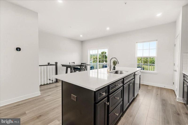 1403 Wilmer Park Ln, Frederick, MD 21703