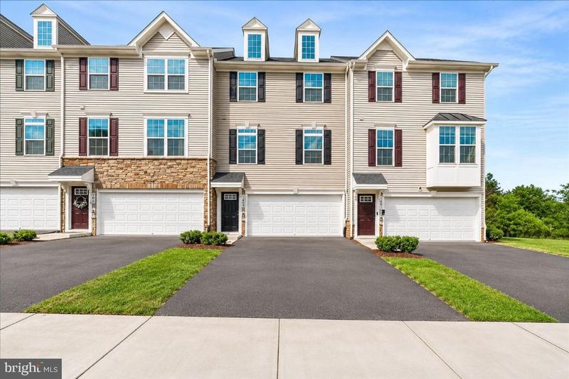 1403 Wilmer Park Ln, Frederick, MD 21703