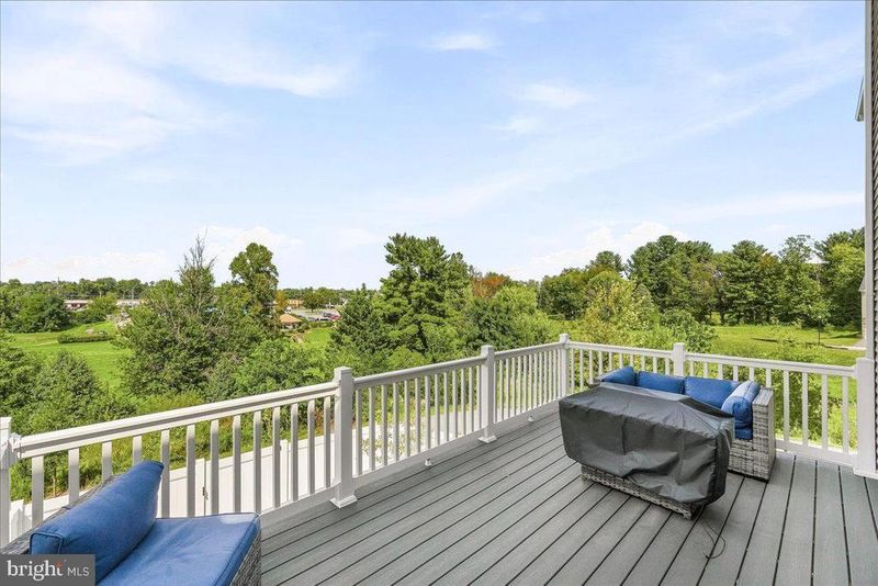 1403 Wilmer Park Ln, Frederick, MD 21703