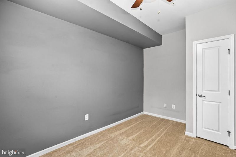 41746 Mcmonagle Sq, Aldie, VA 20105