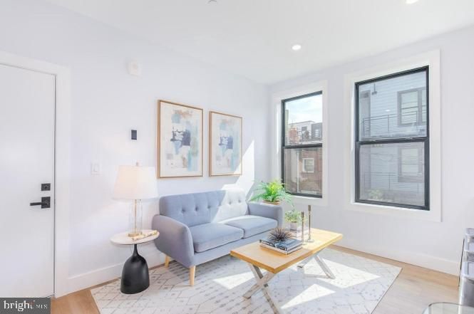 1012 17th Pl NE #5, Washington, DC 20002