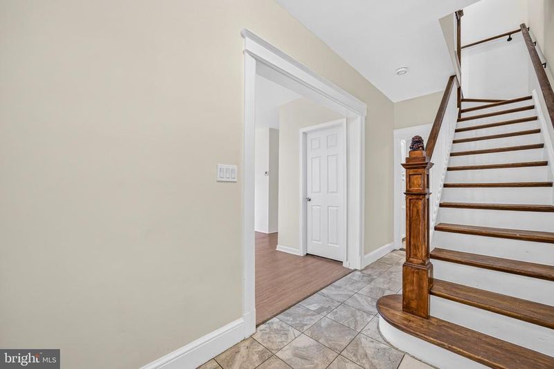 1225 18th St NE, Washington, DC 20002