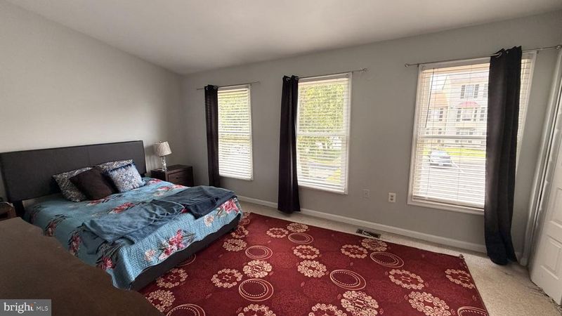 10500 Oronoco Ln, Manassas, VA 20109